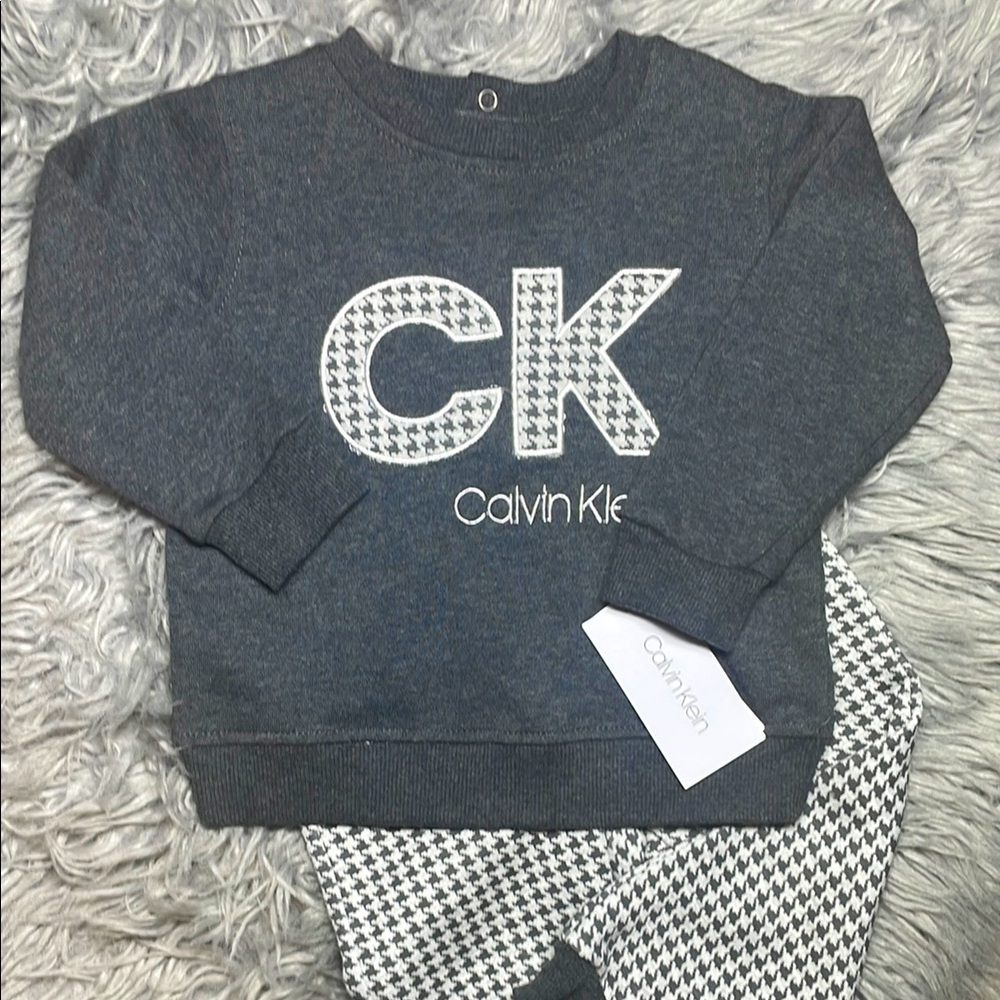 Calvin Klein Gray Matching Sweatshirt Set - Picture 3 of 3